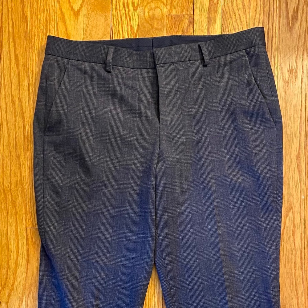 Express Men’s Gray Navy Plaid Dress Pant